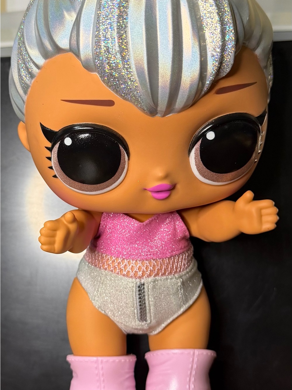 L.O.L. Surprise! O.M.G. Fashion Doll 11in Silver Straight Hair Pink Outfit